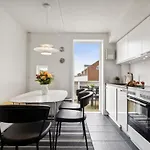 Apartament Akim - 2km From The Sea By Interhome