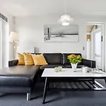 Apartament Akim - 2km From The Sea By Interhome