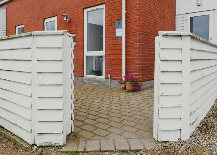 Akim - 2km From The Sea By Interhome *